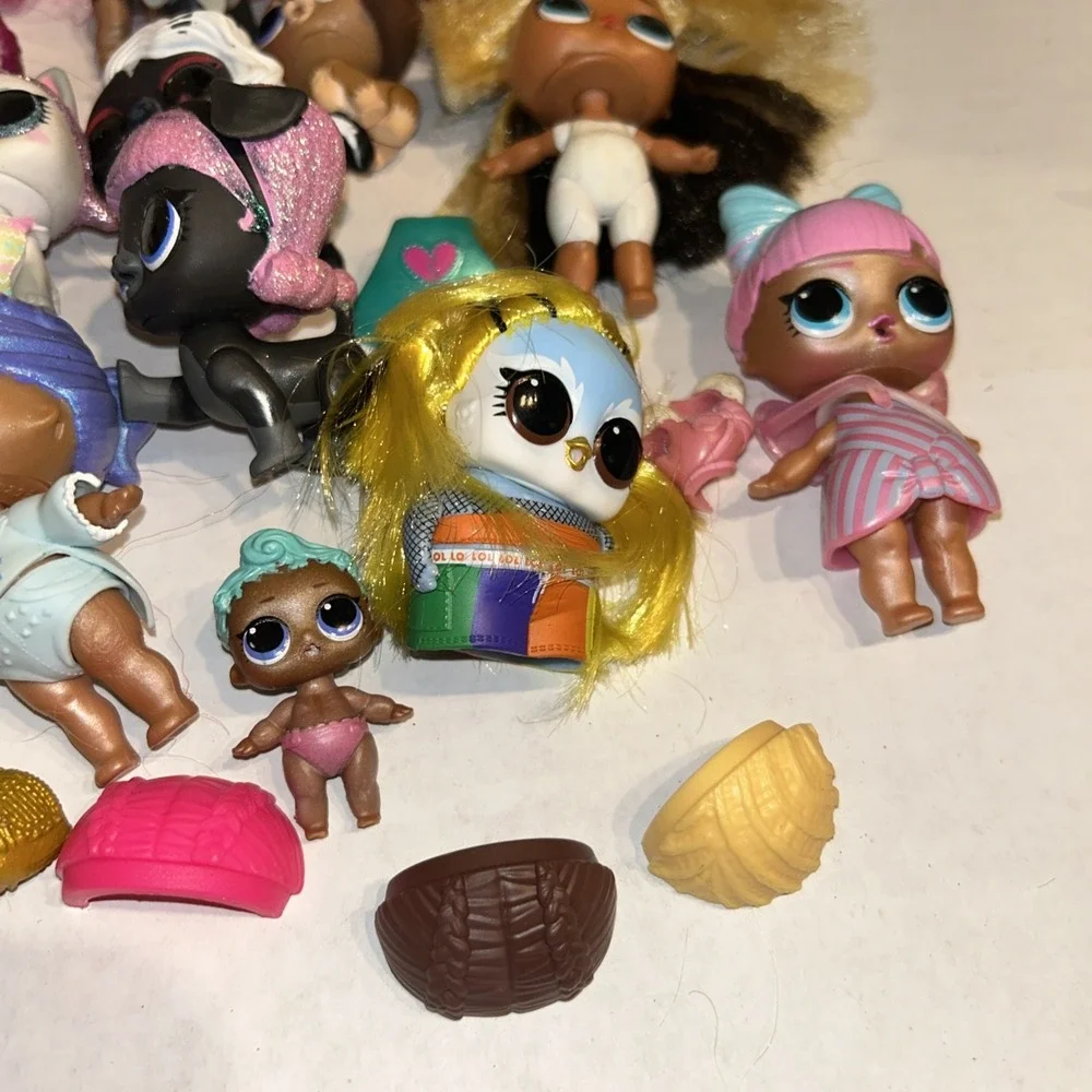 Lol Surprise Dolls Lot Of 27 With Accessories Assorted‎ Tots & Pets E4